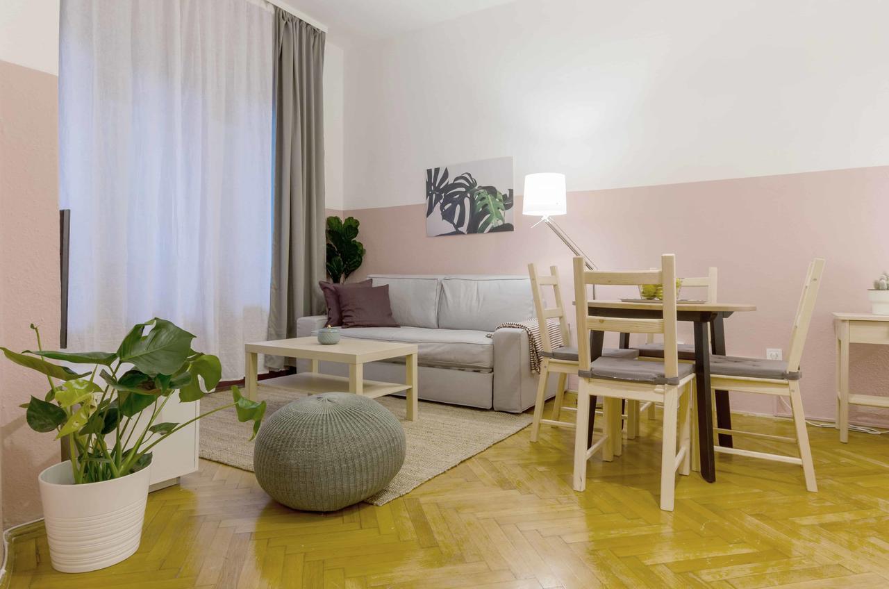 Okra Apartment Budapest Exterior photo